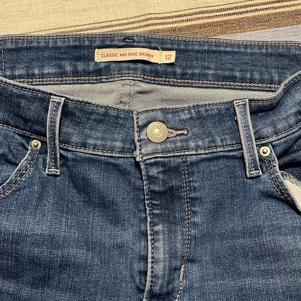 Ladies Levi Strauss Jeans